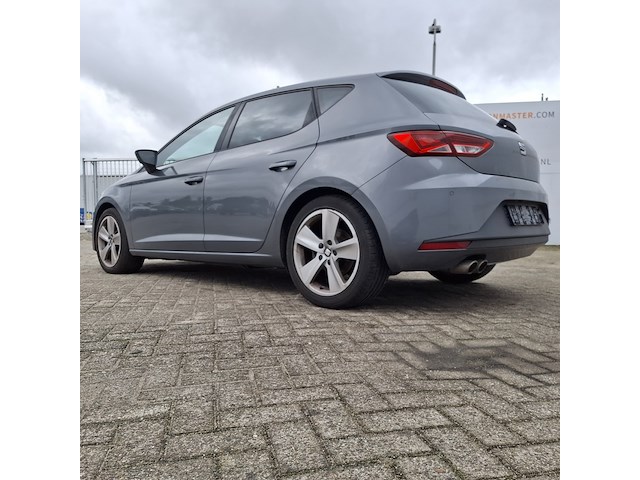 Personenauto, seat, leon - afbeelding 8 van  48