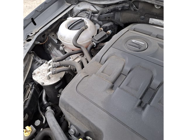 Personenauto, seat, leon - afbeelding 14 van  48