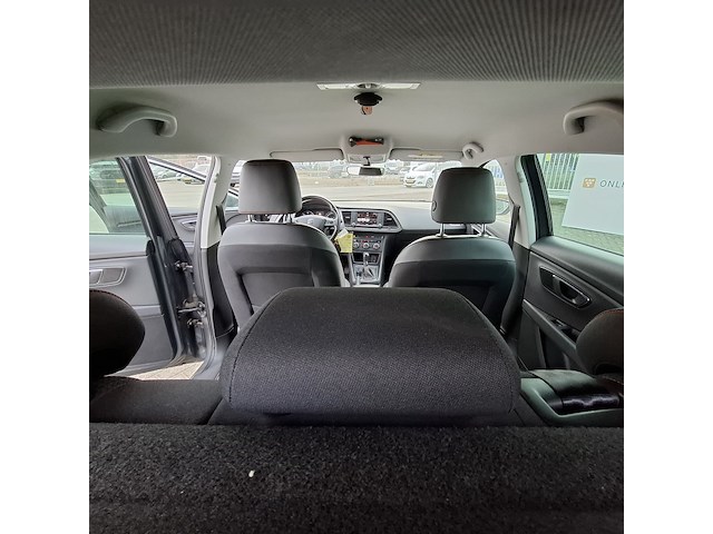 Personenauto, seat, leon - afbeelding 32 van  48