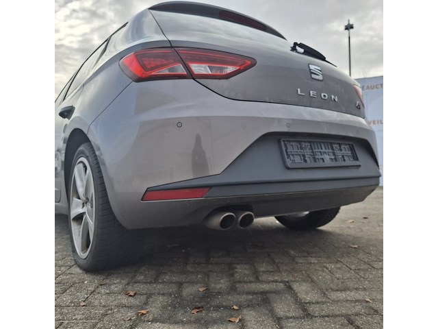 Personenauto, seat, leon - afbeelding 17 van  49
