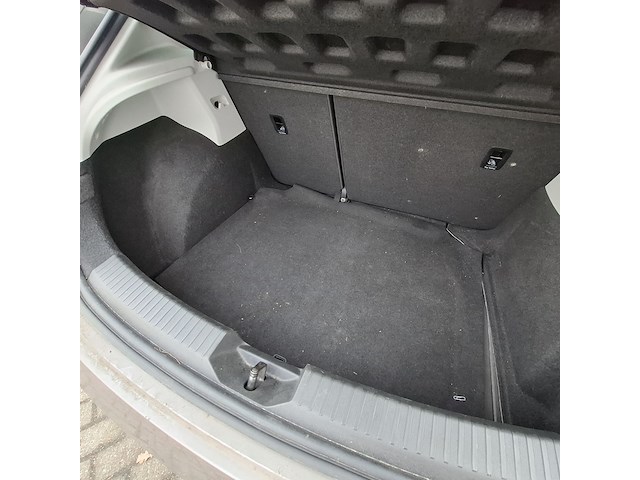 Personenauto, seat, leon - afbeelding 37 van  49