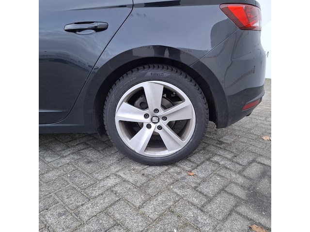 Personenauto, seat, leon - afbeelding 11 van  50