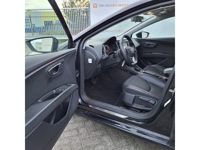 Personenauto, seat, leon - afbeelding 24 van  50