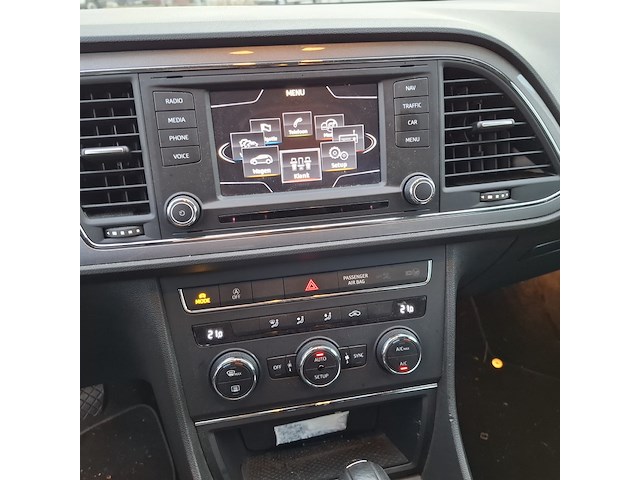 Personenauto, seat, leon - afbeelding 30 van  50