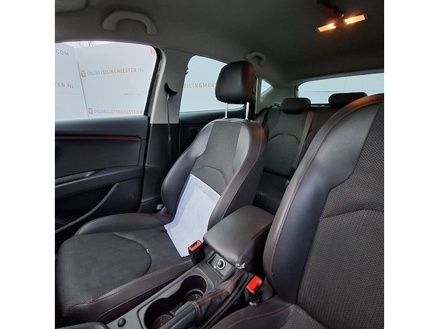 Personenauto, seat, leon - afbeelding 33 van  50