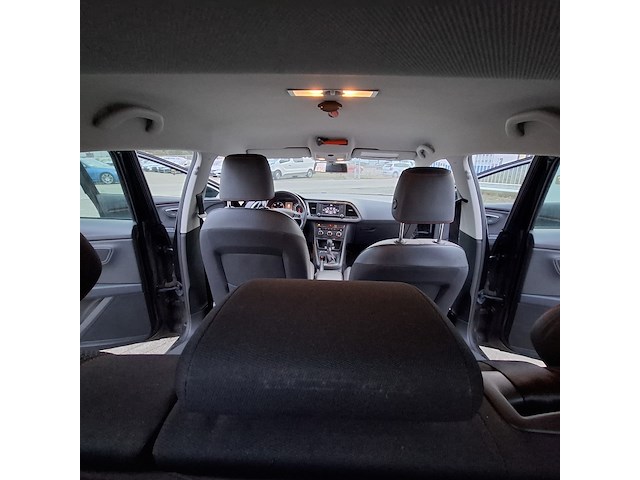 Personenauto, seat, leon - afbeelding 37 van  50