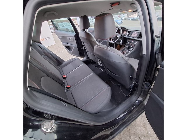 Personenauto, seat, leon - afbeelding 38 van  50