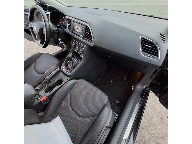 Personenauto, seat, leon - afbeelding 41 van  50