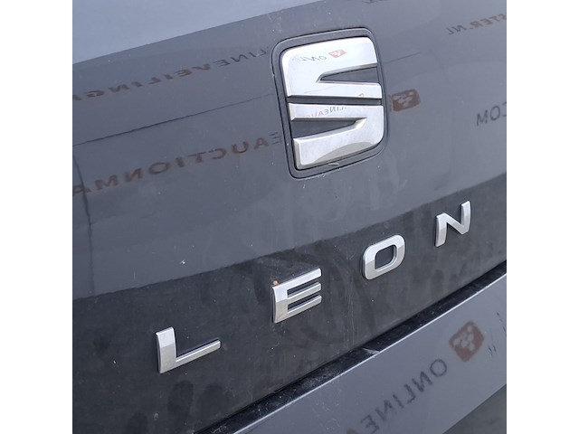Personenauto, seat, leon - afbeelding 46 van  50