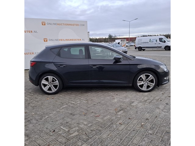 Personenauto, seat, leon - afbeelding 4 van  50