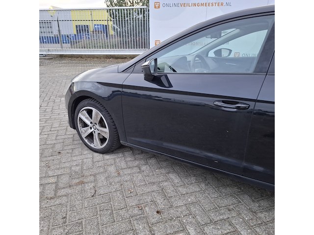 Personenauto, seat, leon - afbeelding 8 van  50