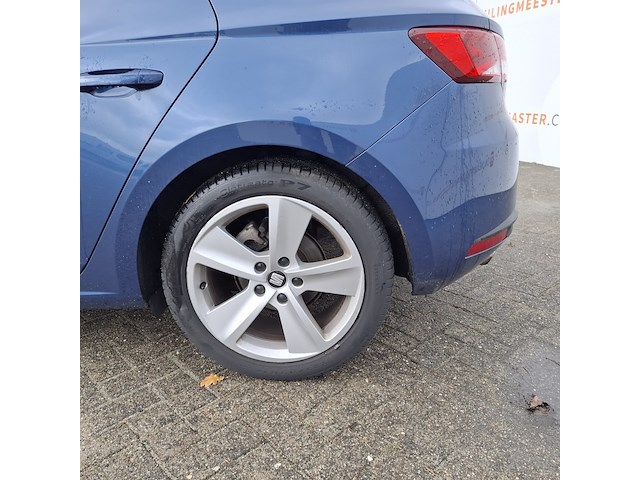 Personenauto, seat, leon - afbeelding 11 van  45