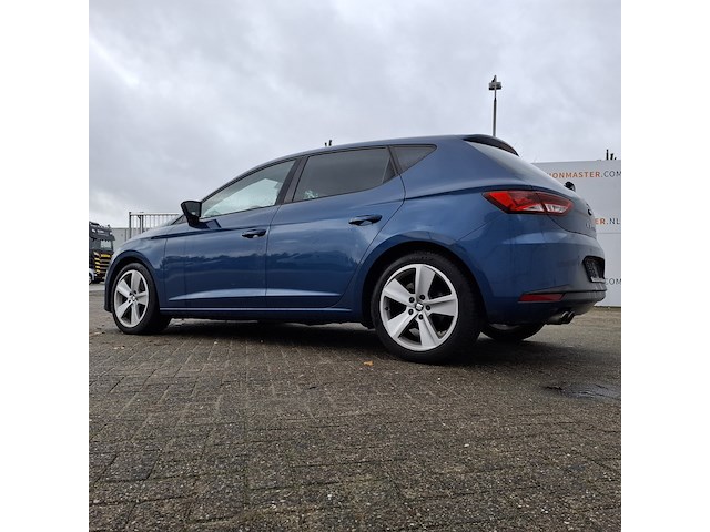 Personenauto, seat, leon - afbeelding 16 van  45