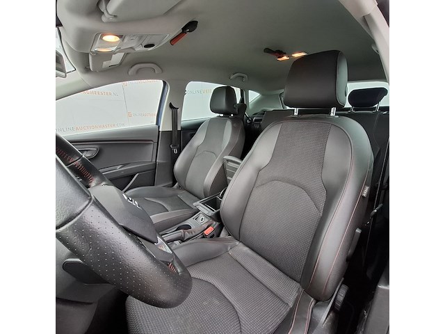Personenauto, seat, leon - afbeelding 25 van  45
