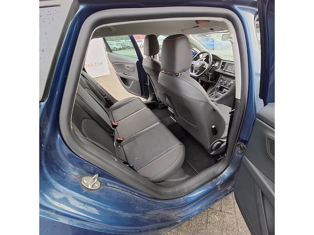 Personenauto, seat, leon - afbeelding 36 van  45