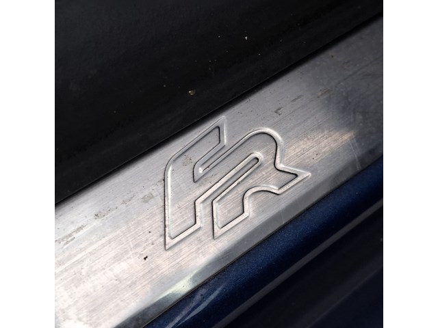 Personenauto, seat, leon - afbeelding 41 van  45