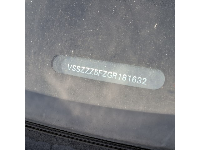 Personenauto, seat, leon - afbeelding 22 van  48