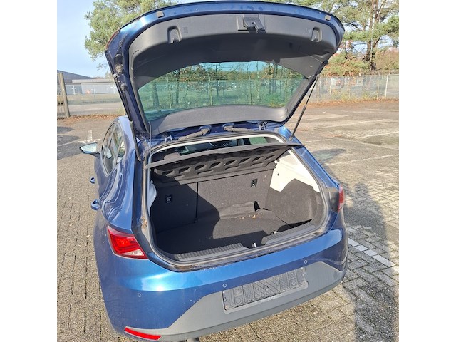 Personenauto, seat, leon - afbeelding 41 van  48