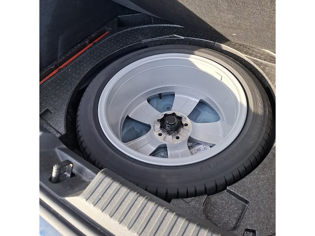 Personenauto, seat, leon - afbeelding 43 van  48