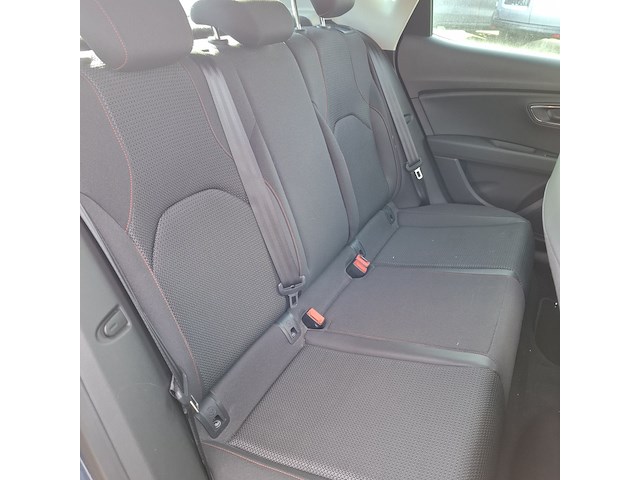 Personenauto, seat, leon - afbeelding 44 van  48