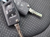 Personenauto, seat, leon - afbeelding 48 van  48