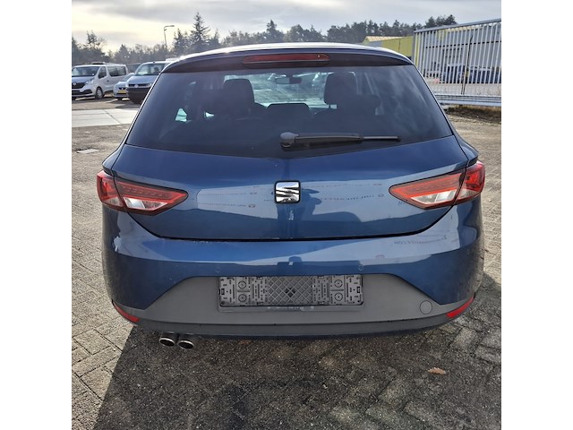 Personenauto, seat, leon - afbeelding 6 van  48