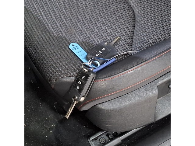 Personenauto, seat, leon - afbeelding 15 van  50