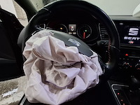 Personenauto, seat, leon - afbeelding 17 van  50