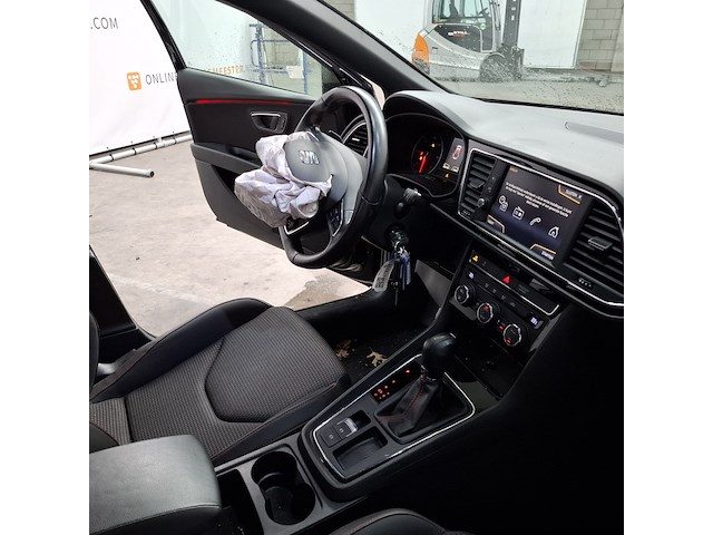 Personenauto, seat, leon - afbeelding 30 van  50
