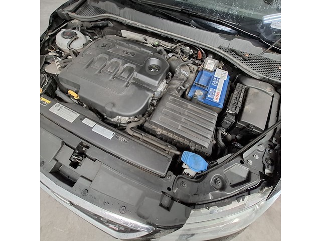 Personenauto, seat, leon - afbeelding 38 van  50