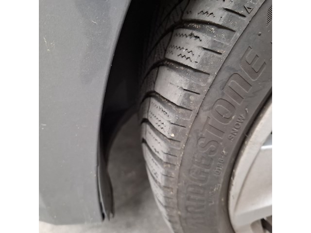 Personenauto, seat, leon - afbeelding 2 van  61