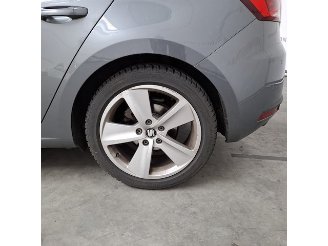 Personenauto, seat, leon - afbeelding 3 van  61