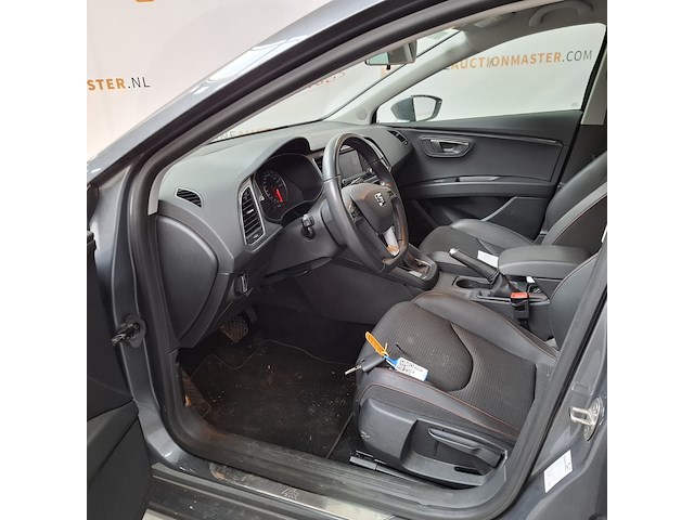 Personenauto, seat, leon - afbeelding 15 van  61