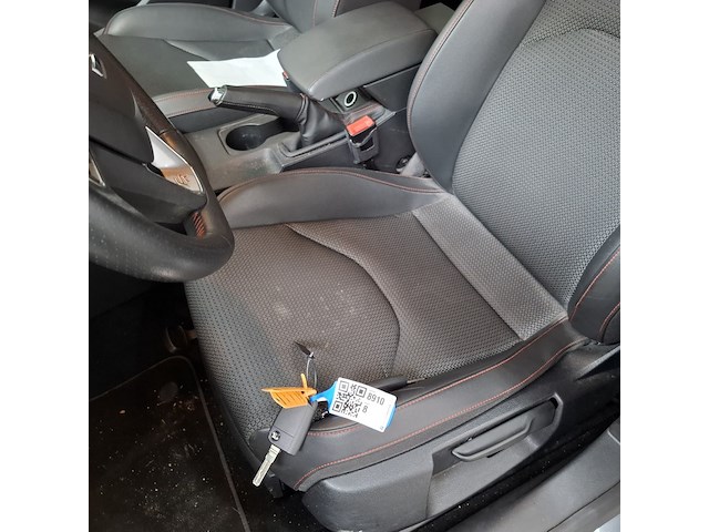 Personenauto, seat, leon - afbeelding 17 van  61