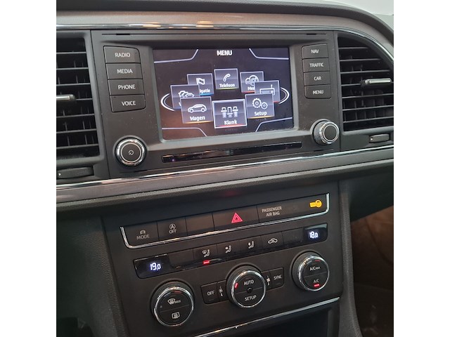 Personenauto, seat, leon - afbeelding 22 van  61