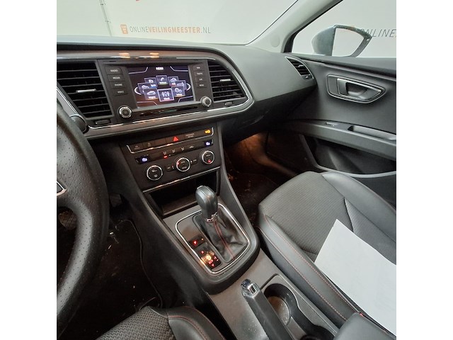 Personenauto, seat, leon - afbeelding 25 van  61