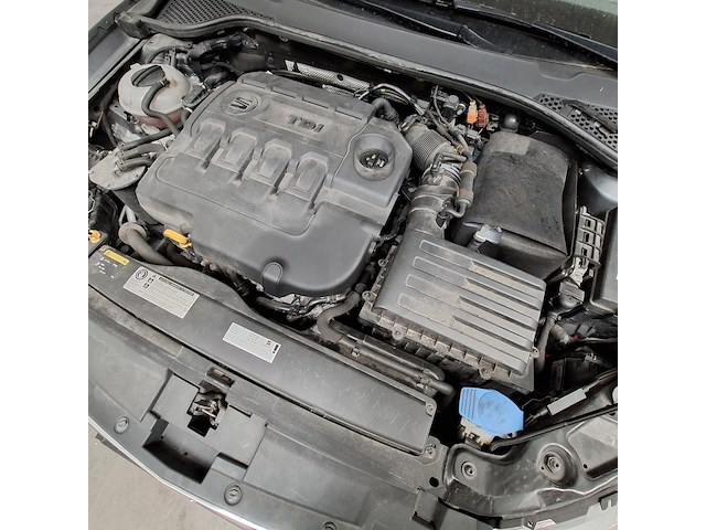 Personenauto, seat, leon - afbeelding 41 van  61