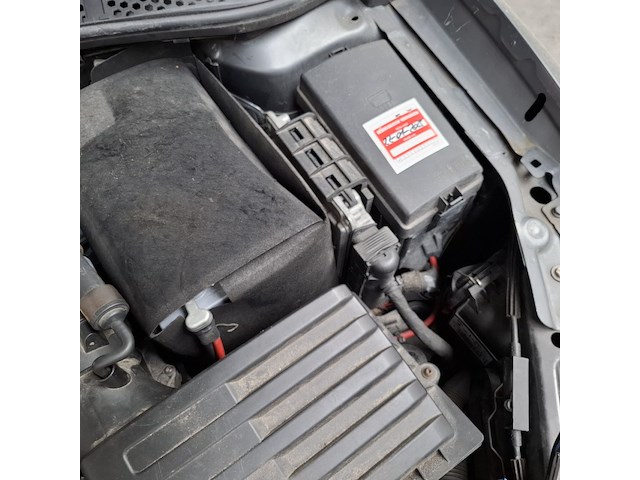 Personenauto, seat, leon - afbeelding 42 van  61