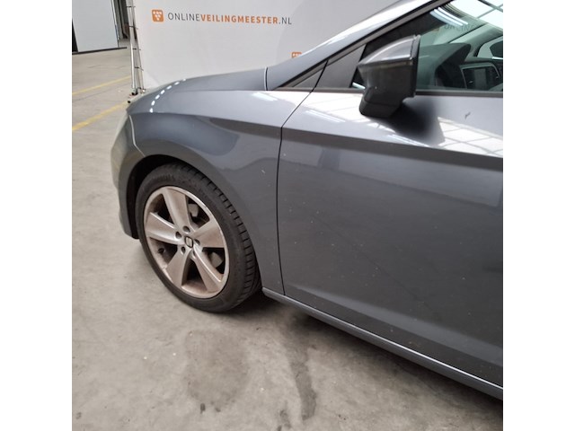 Personenauto, seat, leon - afbeelding 2 van  64