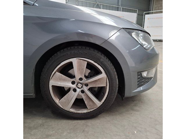 Personenauto, seat, leon - afbeelding 9 van  64