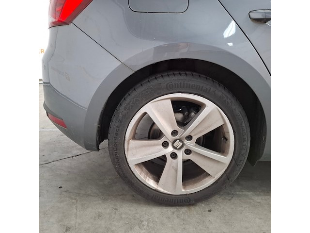 Personenauto, seat, leon - afbeelding 10 van  64