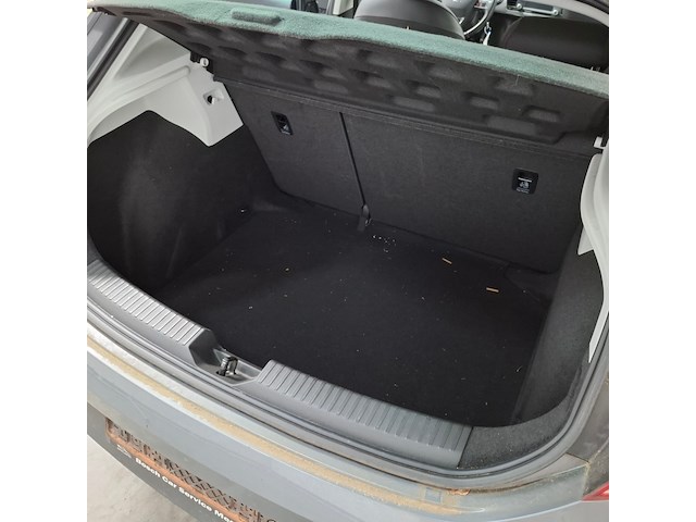 Personenauto, seat, leon - afbeelding 37 van  64
