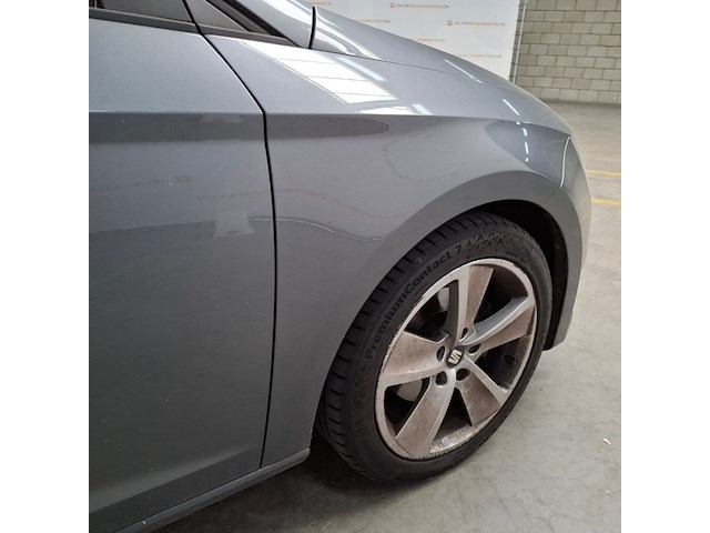Personenauto, seat, leon - afbeelding 45 van  64