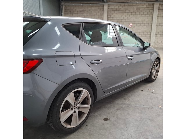 Personenauto, seat, leon - afbeelding 56 van  64