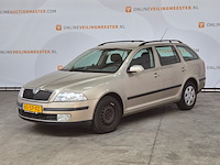 Personenauto, skoda, 2.0 fsi ambiente, 2006 - afbeelding 1 van  39