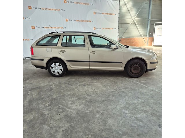 Personenauto, skoda, 2.0 fsi ambiente, 2006 - afbeelding 34 van  39