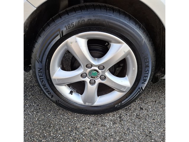 Personenauto, skoda, fabia, 2010 - afbeelding 13 van  45