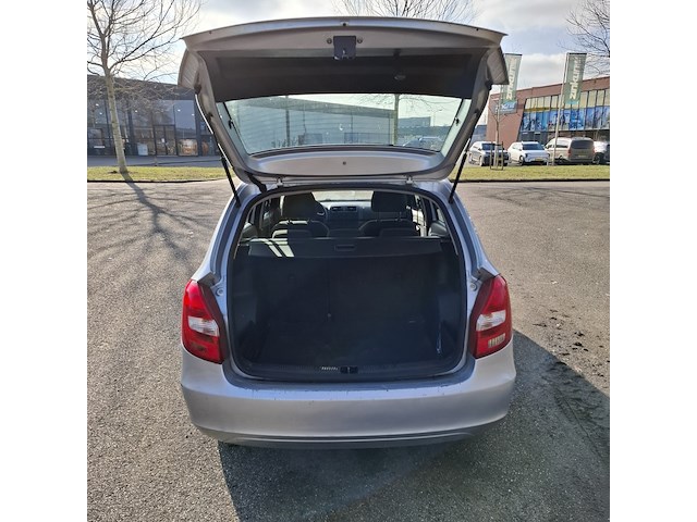 Personenauto, skoda, fabia, 2010 - afbeelding 15 van  45