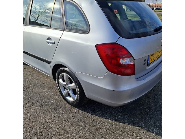 Personenauto, skoda, fabia, 2010 - afbeelding 17 van  45