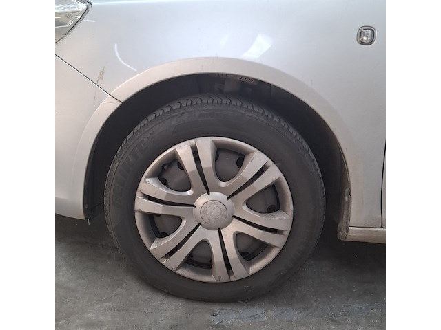 Personenauto, skoda, fabia combi, 1.2 tsi arctic, 2013 - afbeelding 3 van  26